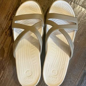 Crocs wedge sandal - Women’s 11 wide - Beige Excellent condition